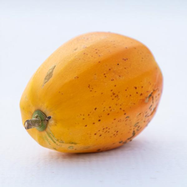 dreaming about eating pawpaw fruit for women meaning