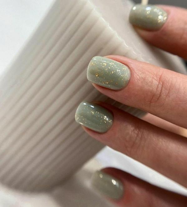 Glitter Shimmering Matcha Nail Art