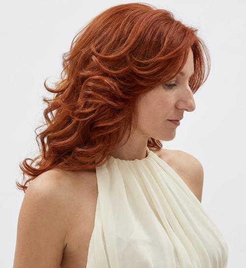 Best Medium Layered Haircuts for Women with Prominent Big Noses