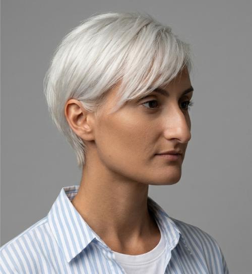 Best Pixie and Bixie Haircuts for Women with Big Noses
